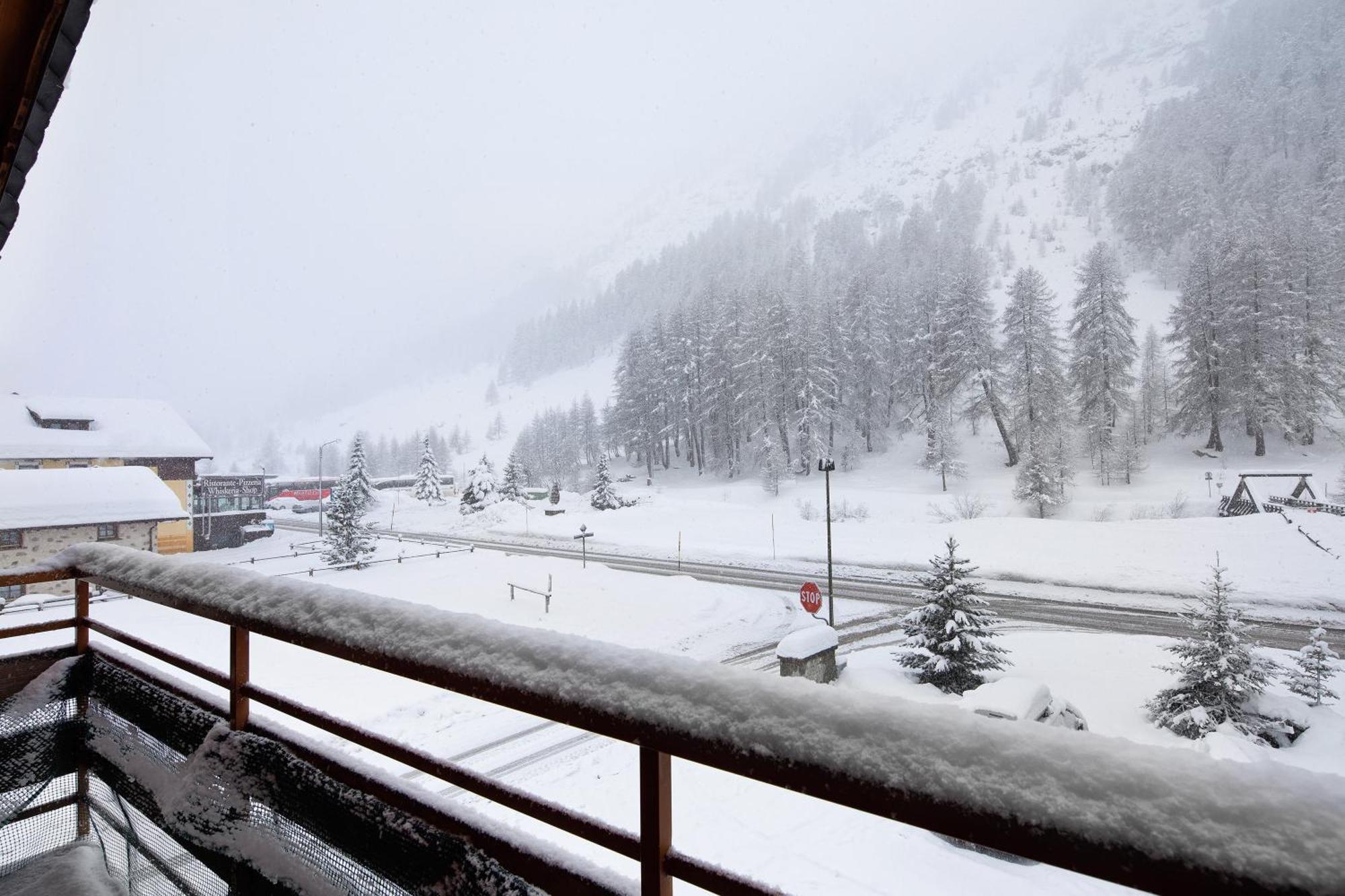 Appartamento Piz Saliente Livigno Eksteriør billede